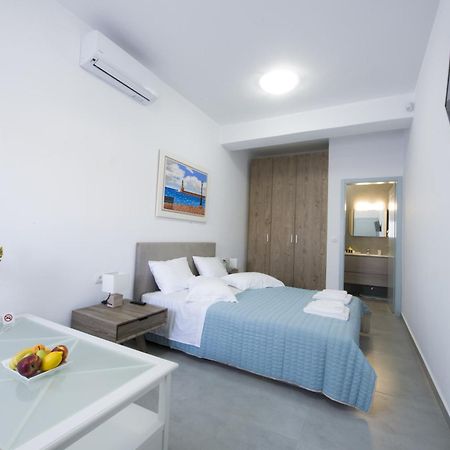 Sea And Sand Villas Монолитос Екстериор снимка