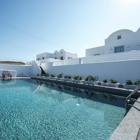 Sea And Sand Villas Монолитос Екстериор снимка