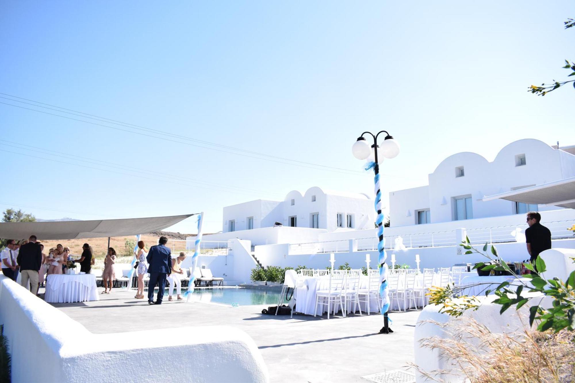 Sea And Sand Villas Монолитос Екстериор снимка